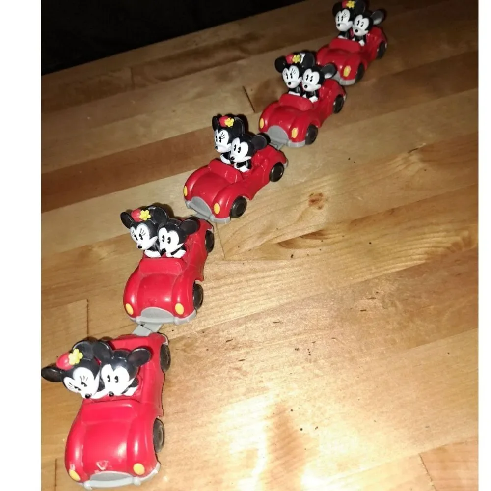 Adorable set of 5 Mickey Mouse & Minnie Mouse Runaway Rail in Collectors Tin